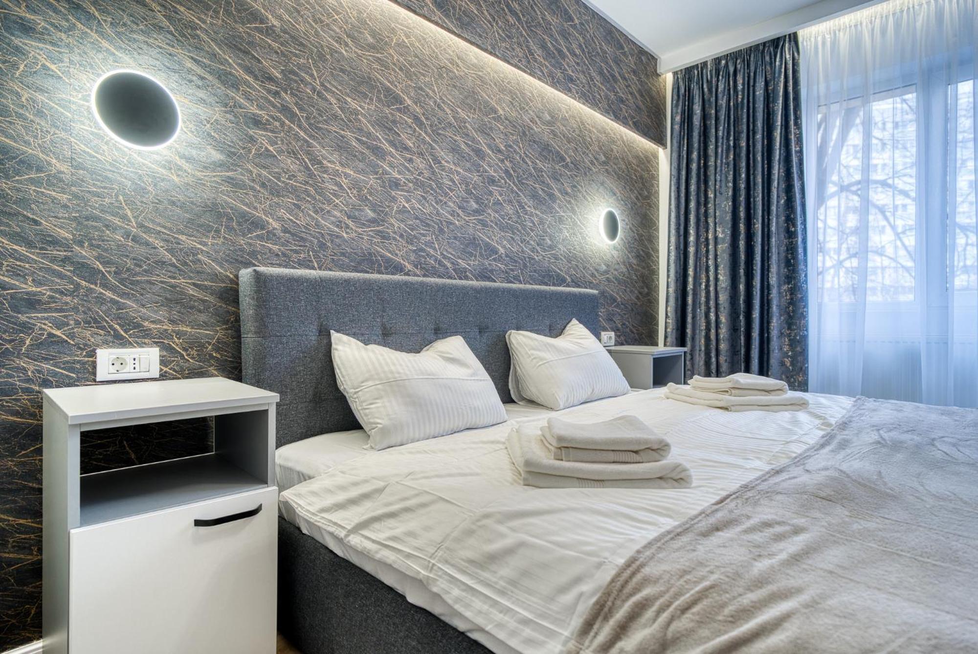 City Chic Retreat: Newly Renovated 1Br Apartment Bucharest Exterior photo