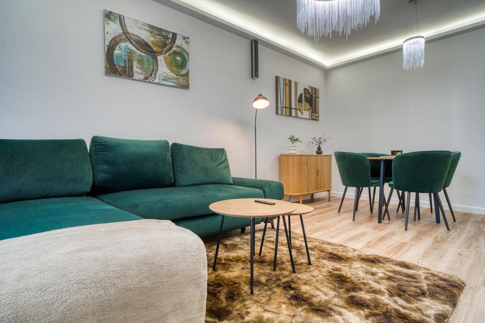 City Chic Retreat: Newly Renovated 1Br Apartment Bucharest Exterior photo